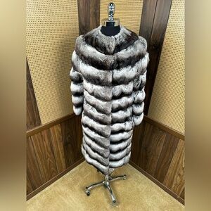 GIULIANA TESO DESIGNER GENUINE EMPRESS CHINCHILLA FUR COAT JACKET SIZE 42 6